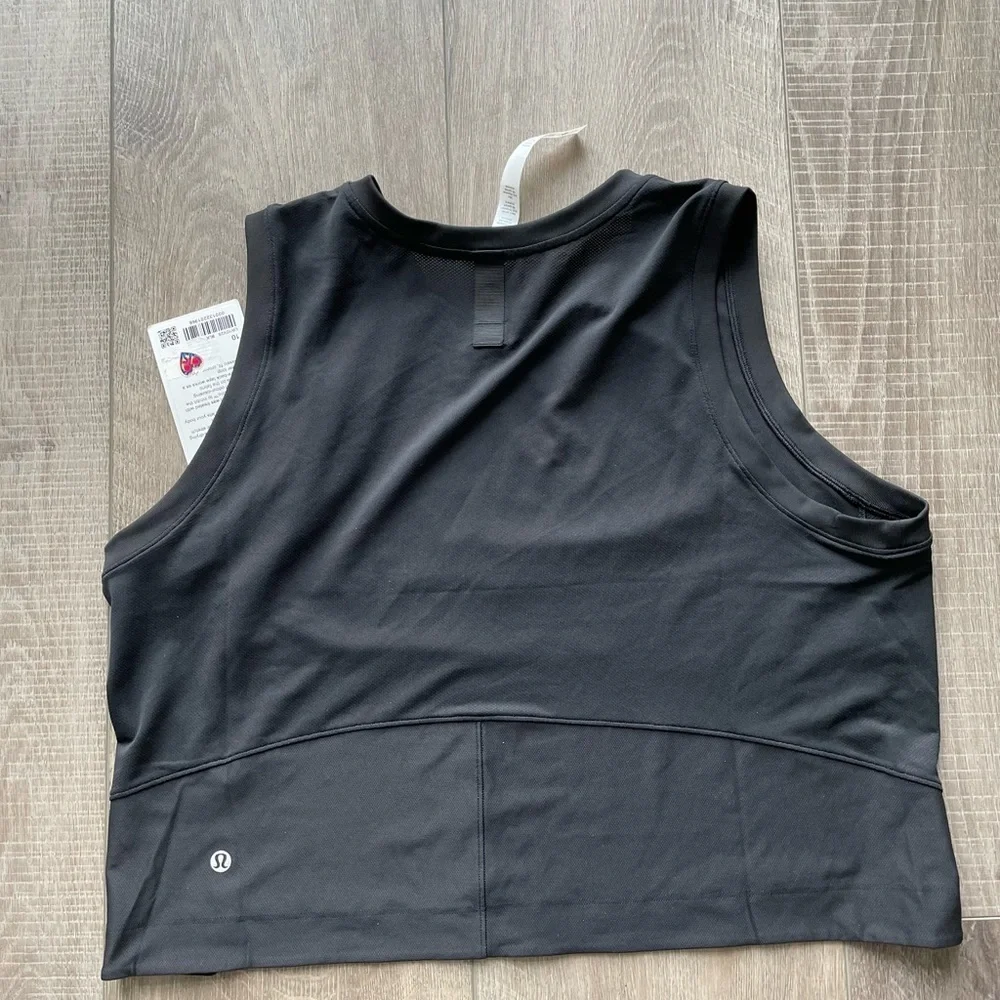 Lululemon Mesh Back Cropped Train Tank Top in Black Size 10